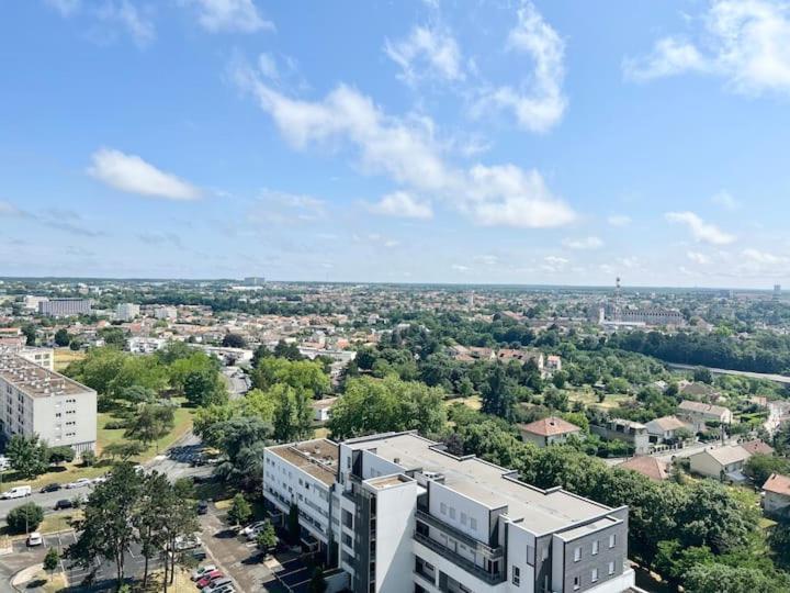 Le Provencal - Vue Paronomique Sur Poitiers Lägenhet Exteriör bild